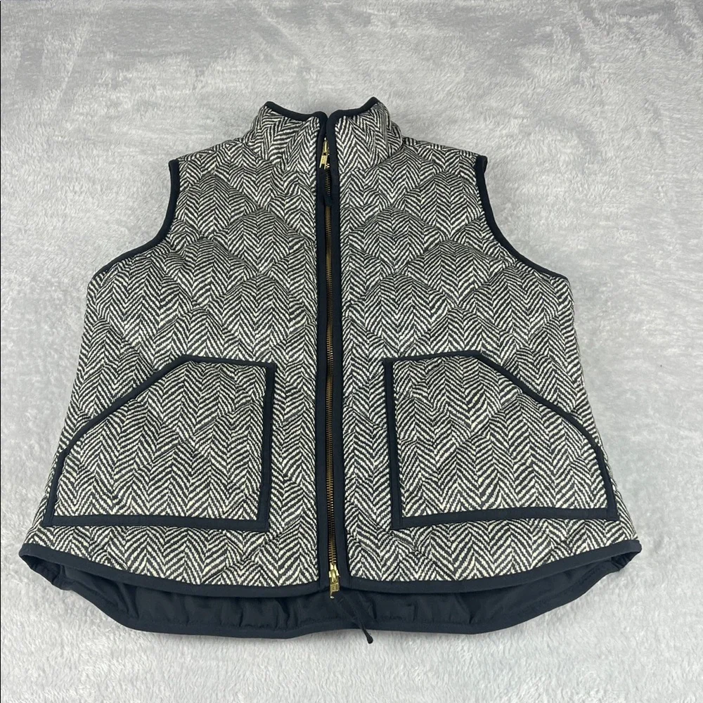 J. Crew Women's Small Black and White Herringbone Full Zip Vest & Front Pockets